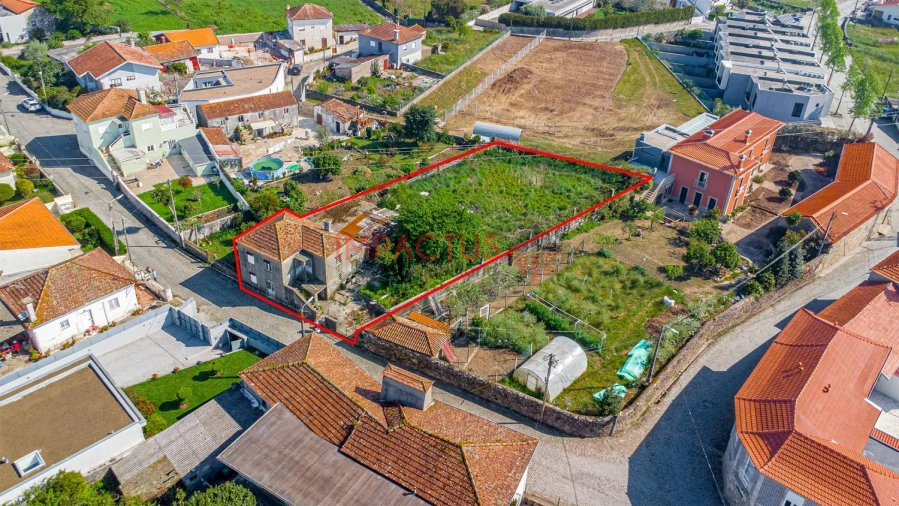 Moradia T3 para Venda em Castêlo da Maia Foto 28