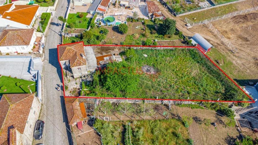 Moradia T3 para Venda em Castêlo da Maia Foto 32