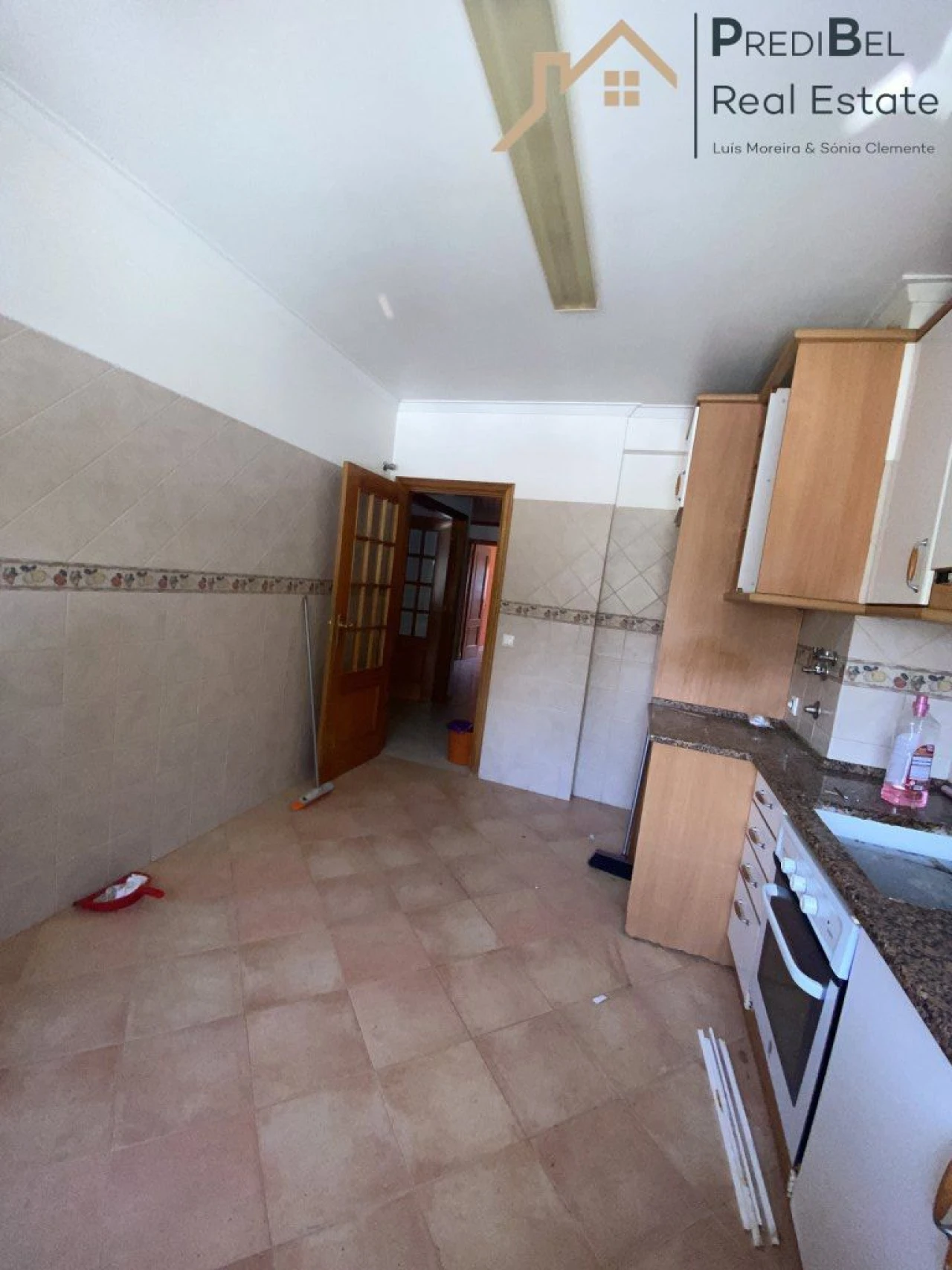 Apartamento T2 para Venda em Algueirão-Mem Martins Foto 8