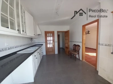 Moradia T4 para Venda em Santo Isidoro