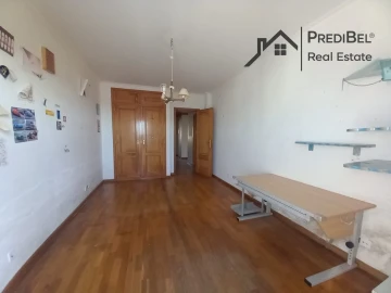 Moradia T4 para Venda em Santo Isidoro
