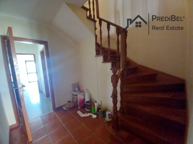 Moradia T4 para Venda em Santo Isidoro Foto 16