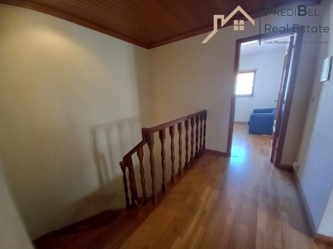 Moradia T4 para Venda em Santo Isidoro Foto 17