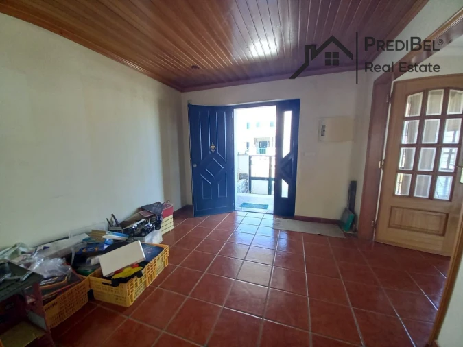 Moradia T4 para Venda em Santo Isidoro Foto 4