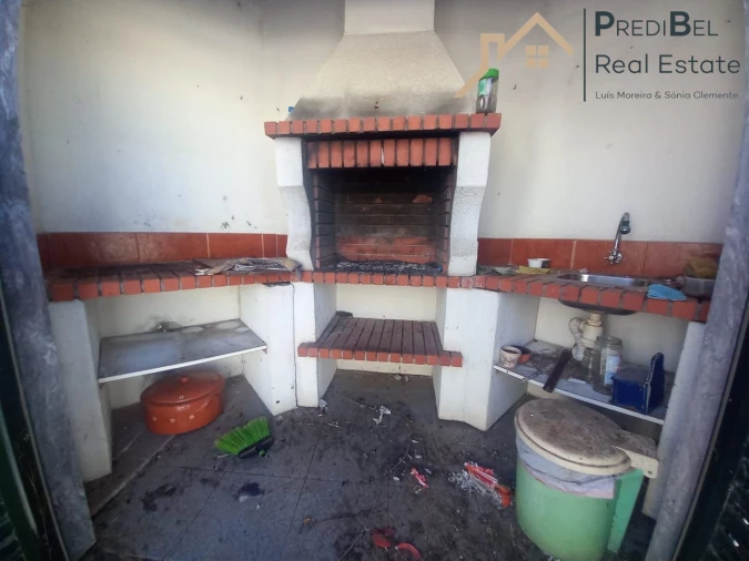 Moradia T4 para Venda em Santo Isidoro Foto 46