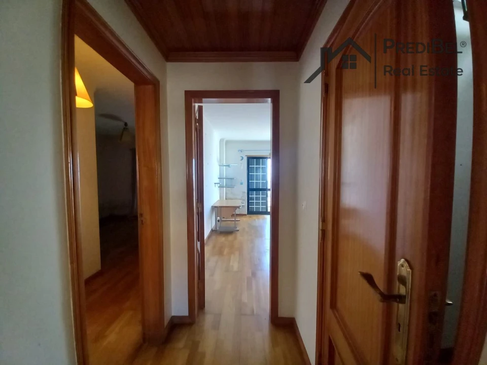 Moradia T4 para Venda em Santo Isidoro Foto 19