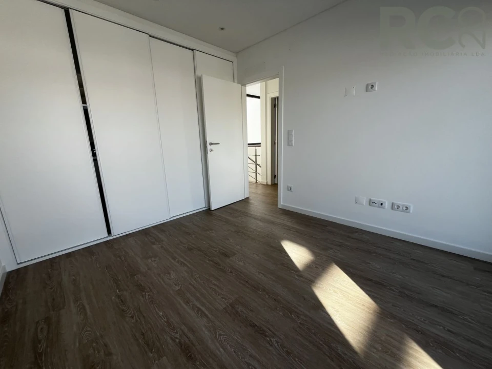 Moradia T3 para Venda em Silveira Foto 20