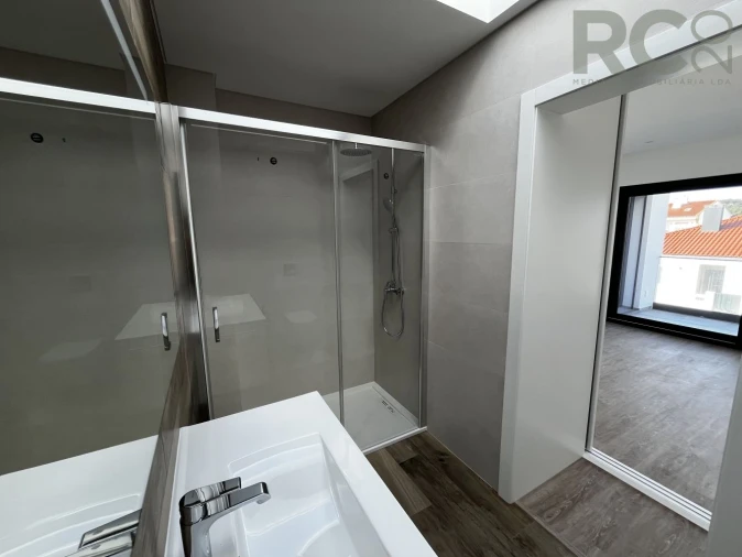 Moradia T3 para Venda em Silveira Foto 23