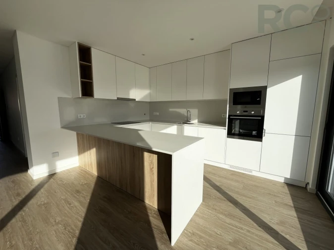 Moradia T3 para Venda em Silveira Foto 10