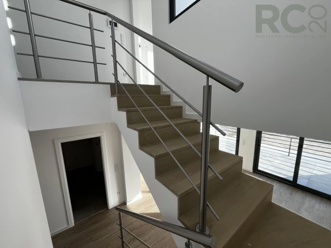 Moradia T3 para Venda em Silveira Foto 13