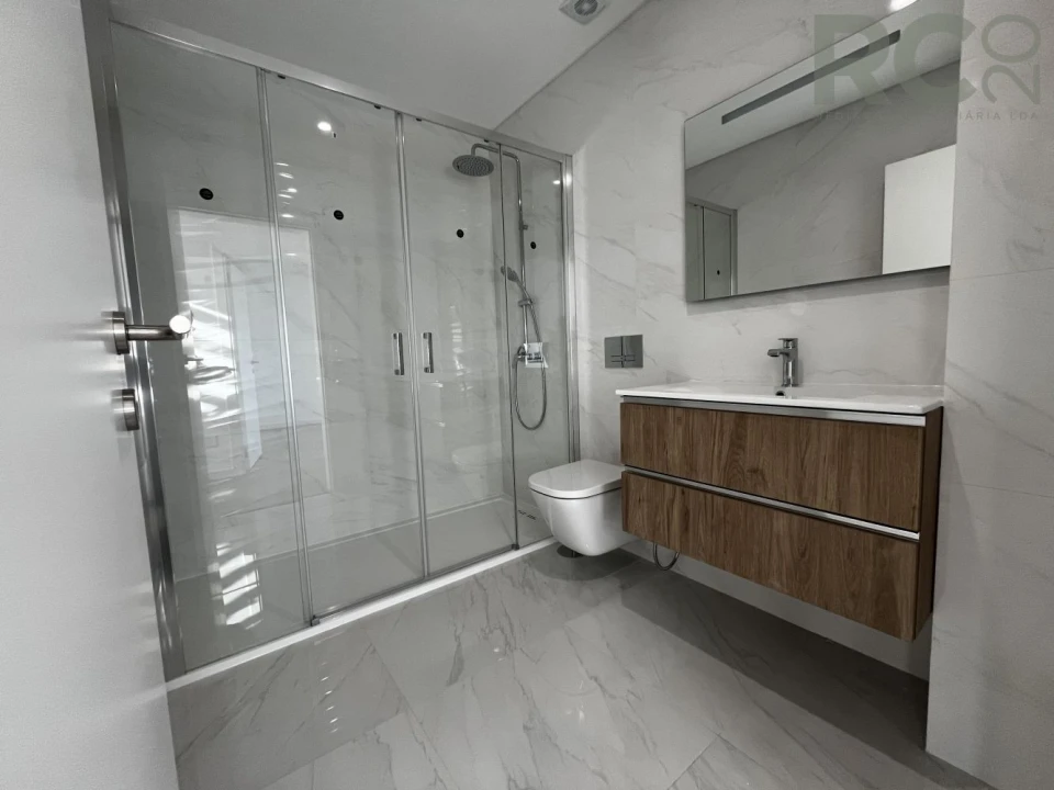 Moradia T3 para Venda em Silveira Foto 18