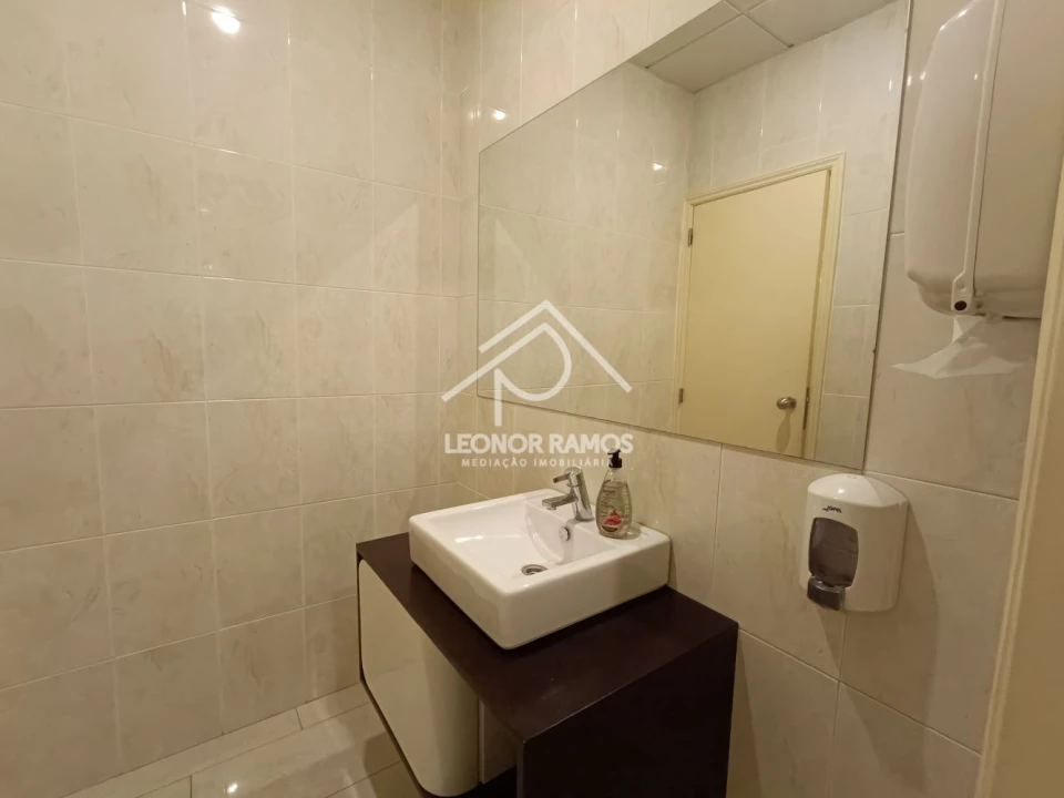 Apartamento T2 para Venda em Castelo Branco Foto 8