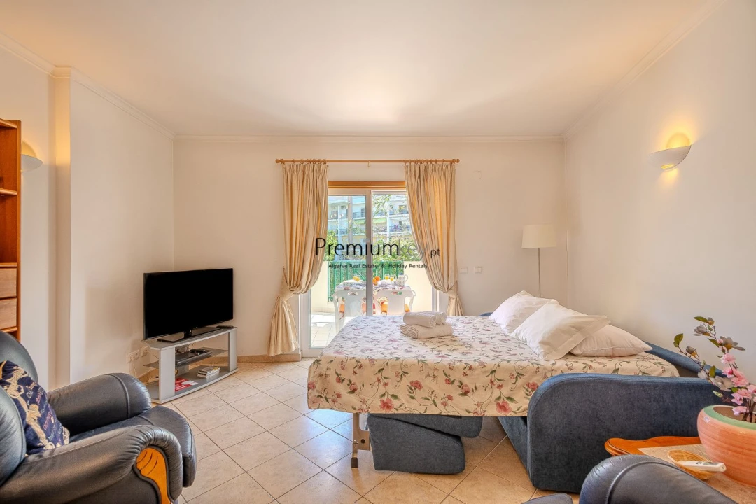 Apartamento T1 para Venda em Albufeira e Olhos de Água Foto 12