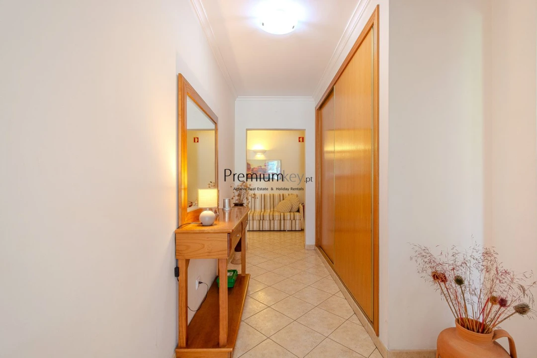 Apartamento T1 para Venda em Albufeira e Olhos de Água Foto 29