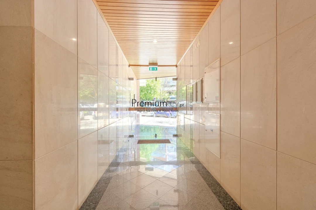 Apartamento T1 para Venda em Albufeira e Olhos de Água Foto 39