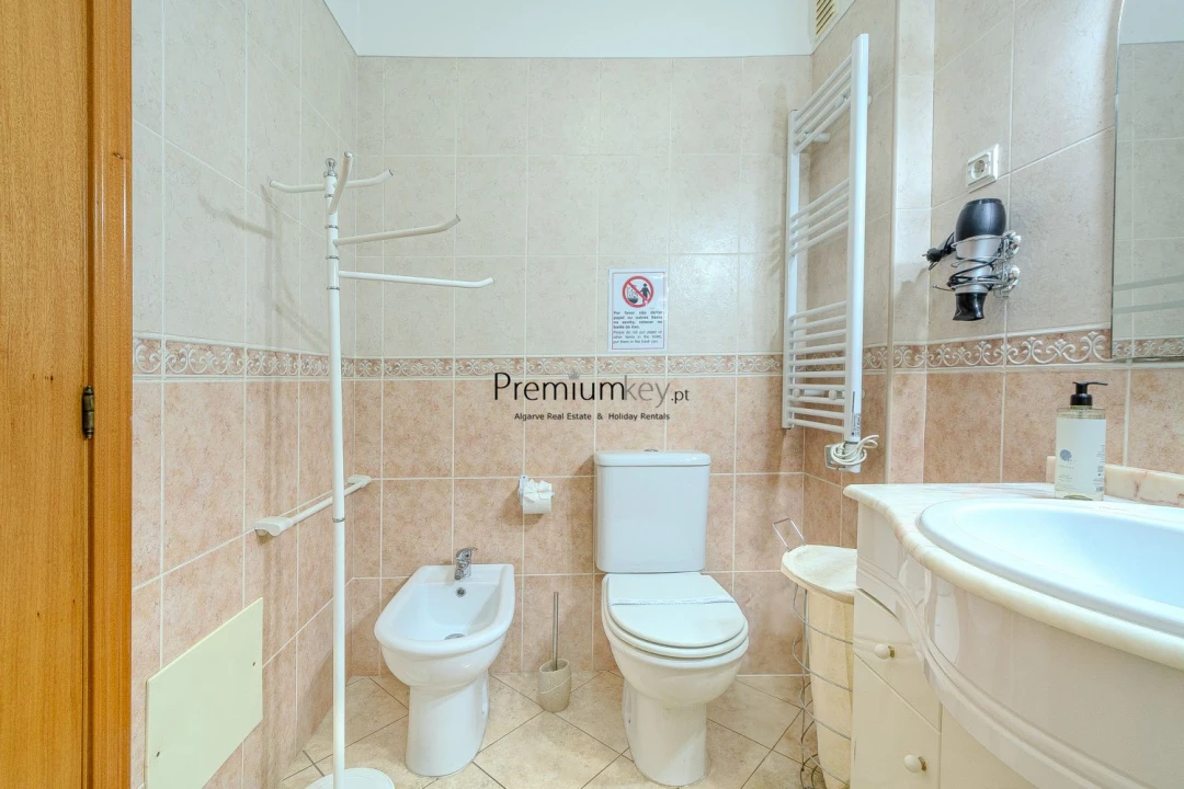 Apartamento T1 para Venda em Albufeira e Olhos de Água Foto 24