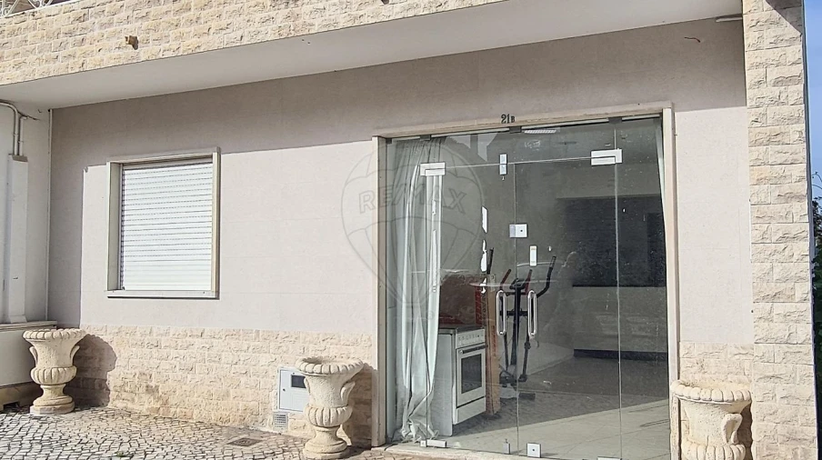 Loja para Arrendamento em Cartaxo e Vale da Pinta Foto 1