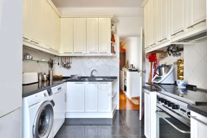 Apartamento T4 para Venda em Avenidas Novas