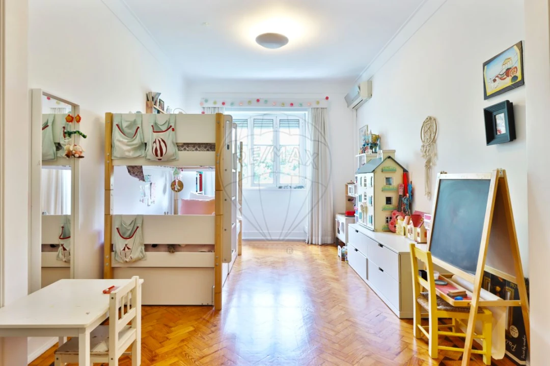Apartamento T4 para Venda em Avenidas Novas Foto 9