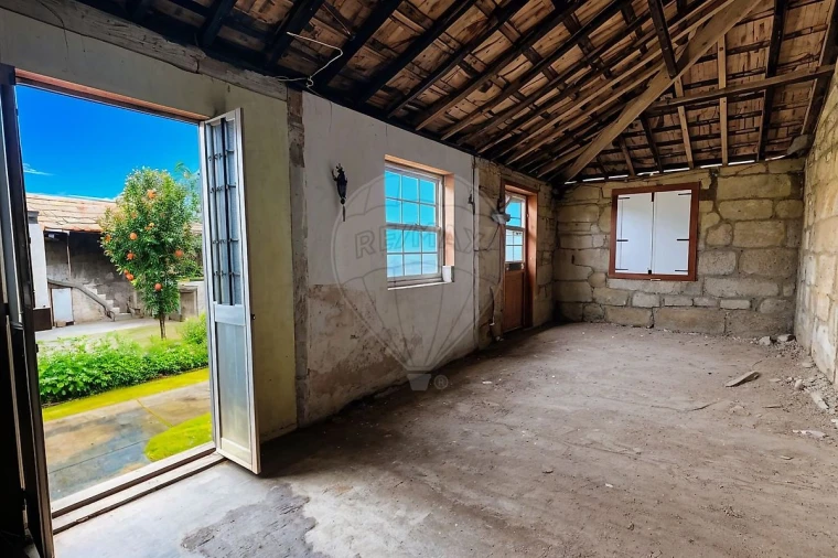 Moradia T3 para Venda em Vila Nova da Telha Foto 16