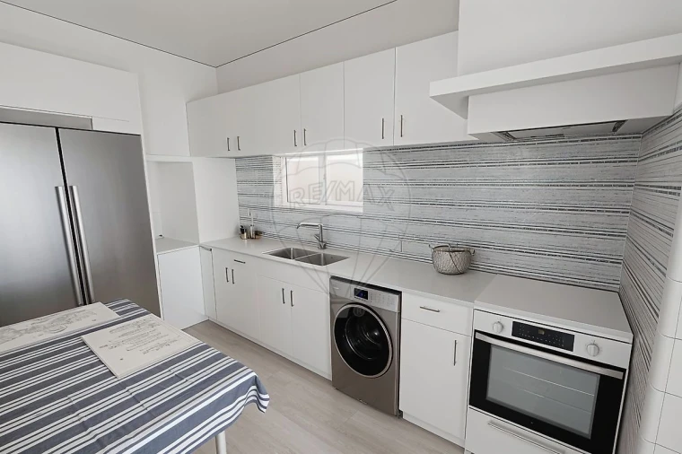 Moradia T3 para Venda em Vila Nova da Telha Foto 9