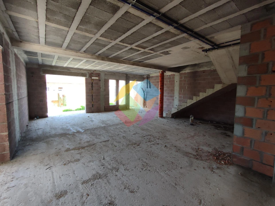 Moradia T4 para Venda em São Miguel do Souto e Mosteirô Foto 10