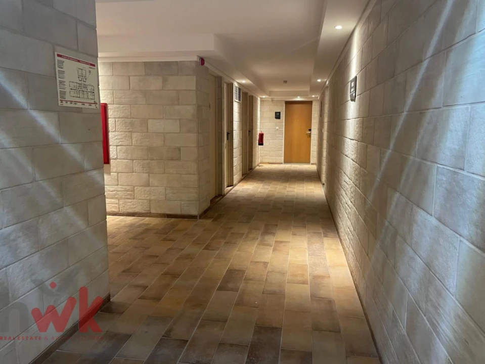 Apartamento T1 para Venda em Carvalhal Foto 15