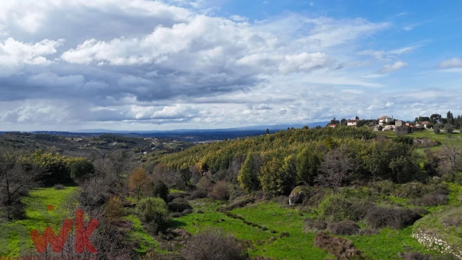 Moradia T3 para Venda em Covas e Vila Nova de Oliveirinha Foto 3