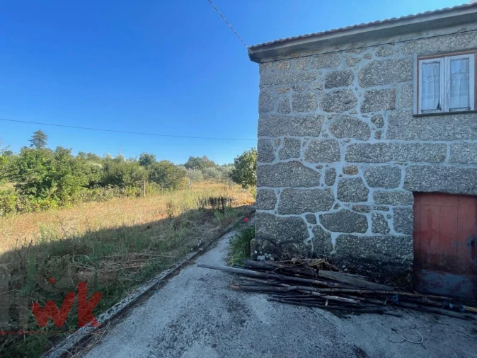 Moradia T3 para Venda em Covas e Vila Nova de Oliveirinha Foto 4