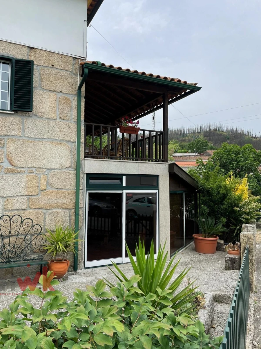 Moradia T12 para Venda em Canas de Senhorim Foto 34