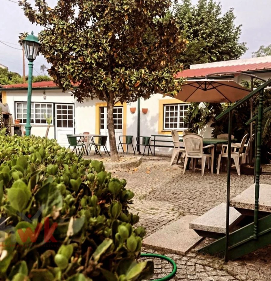 Moradia T12 para Venda em Canas de Senhorim Foto 4