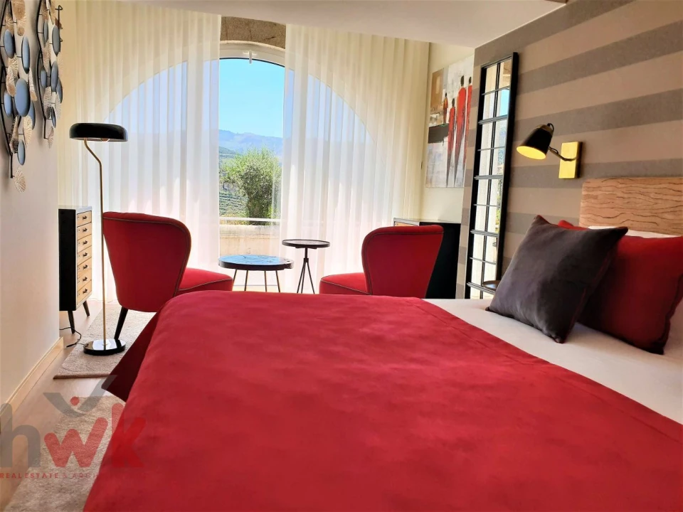 Moradia T9 para Venda em Cerdeira e Moura da Serra Foto 11