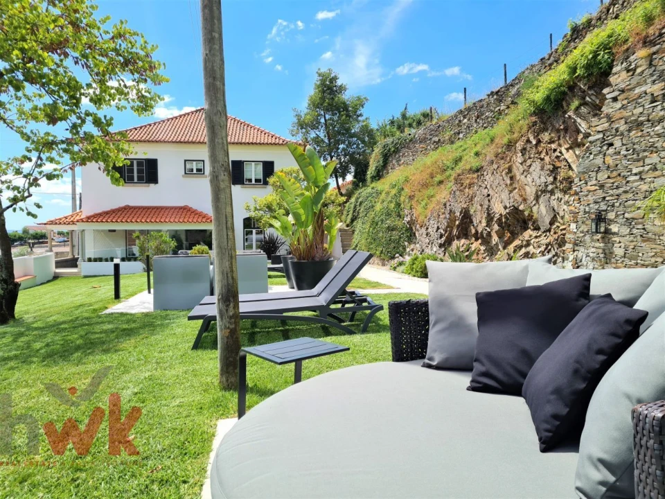 Moradia T9 para Venda em Cerdeira e Moura da Serra Foto 2