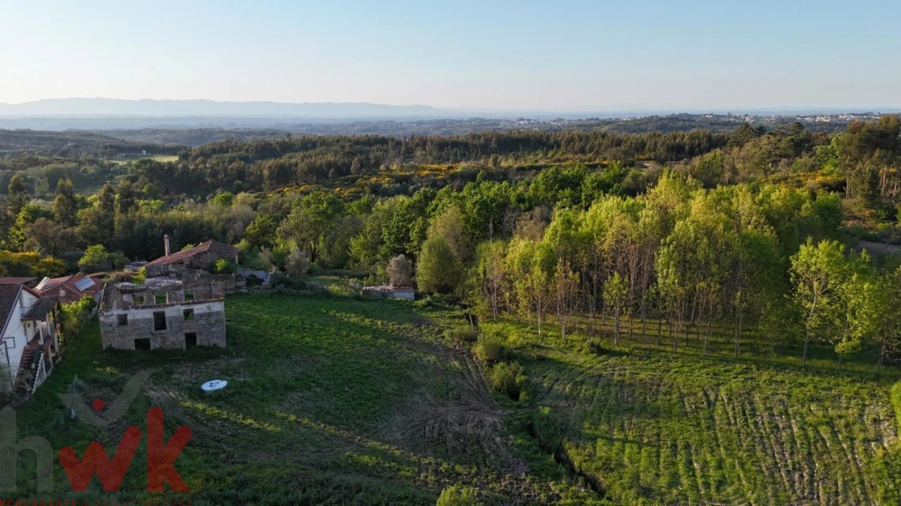 Moradia T3 para Venda em Covas e Vila Nova de Oliveirinha Foto 2