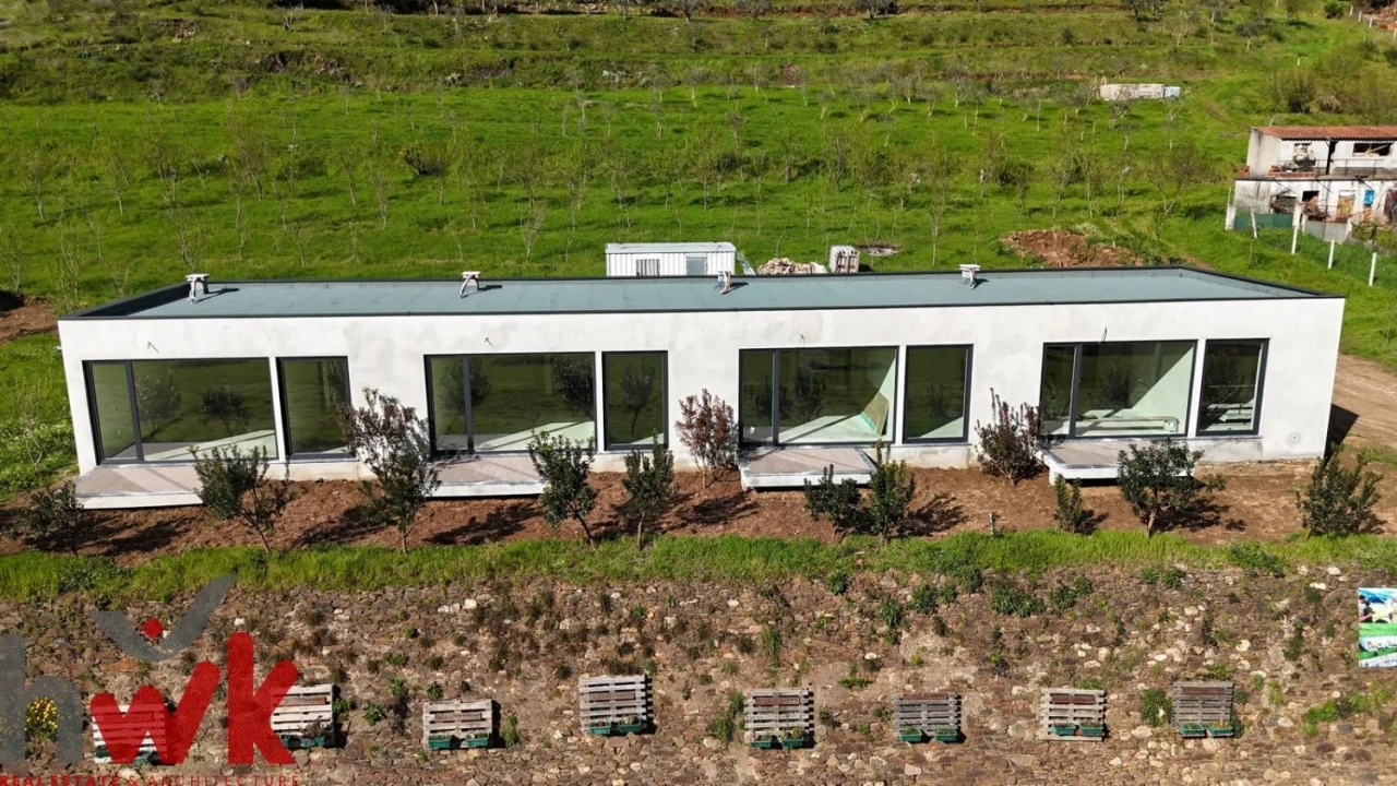 Moradia T1 para Venda em Pomares Foto 26