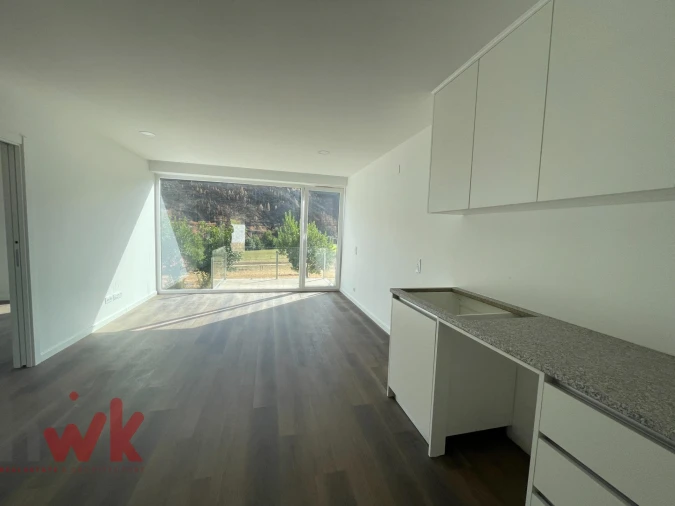 Moradia T1 para Venda em Pomares Foto 4