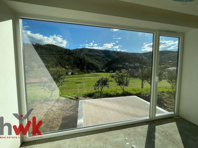 Moradia T1 para Venda em Pomares Foto 9