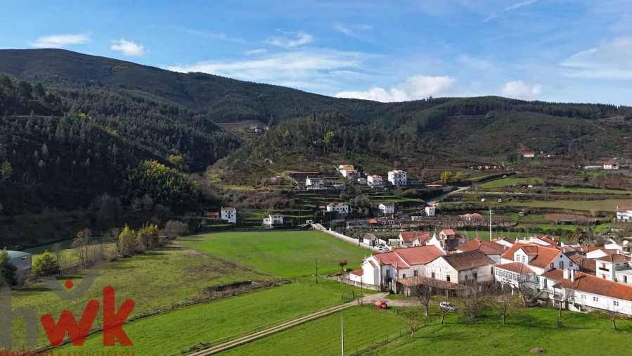 Moradia T1 para Venda em Avo Foto 21