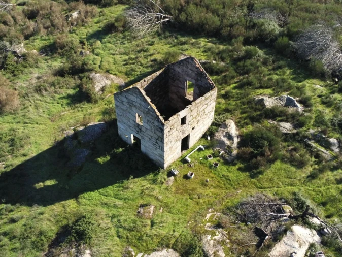 Moradia T3 para Venda em Lagos da Beira e Lajeosa Foto 4