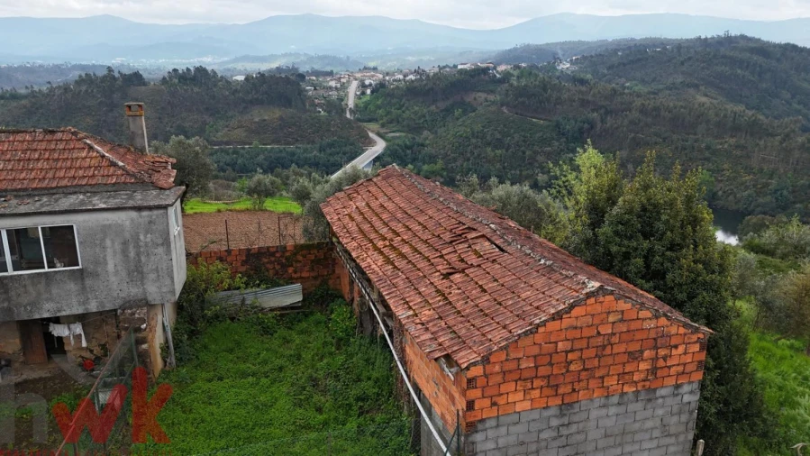 Moradia T4 para Venda em Pombeiro da Beira Foto 6