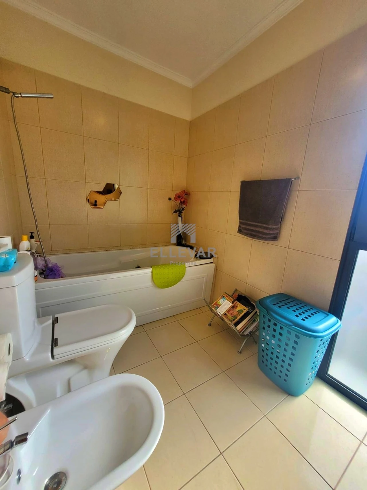 Moradia T3 para Venda em Machico Foto 23