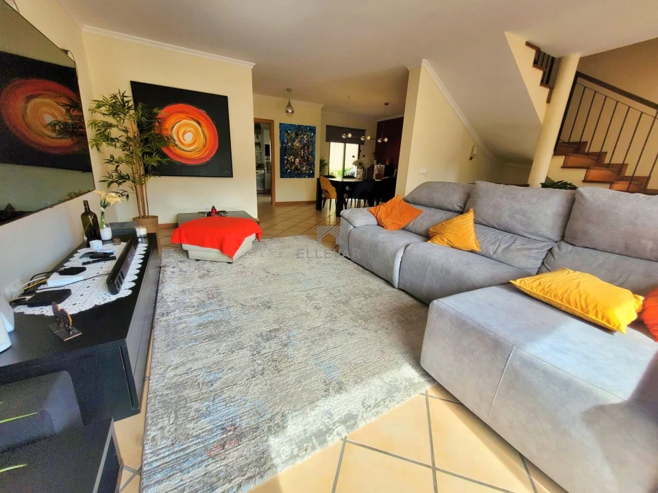 Moradia T3 para Venda em Machico Foto 12