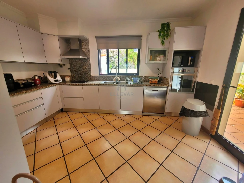 Moradia T3 para Venda em Machico Foto 18