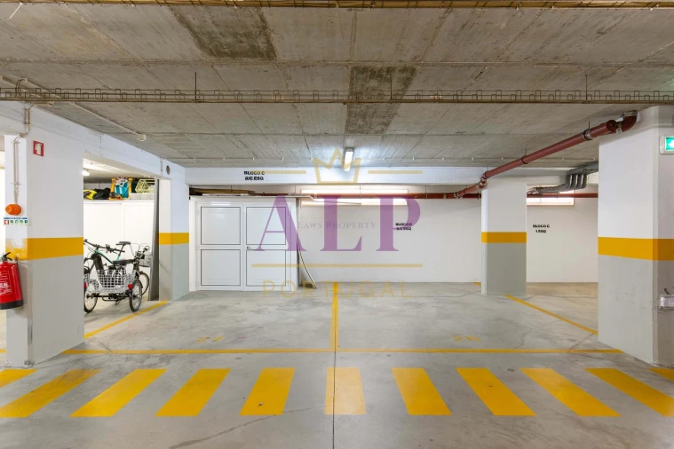 Apartamento T3 para Venda em Lagos (São Sebastião e Santa Maria) Foto 42