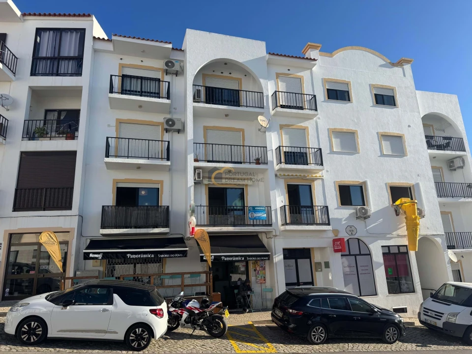 Apartamento T3 para Venda em Boliqueime Foto 1