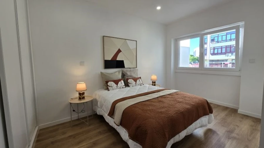 Apartamento T3 para Venda em Benfica Foto 30