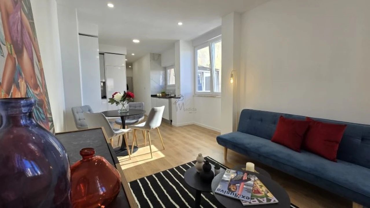 Apartamento T3 para Venda em Benfica Foto 18