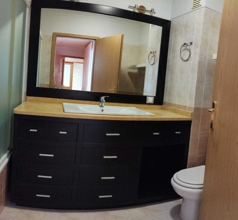 Apartamento T2 para Venda em Sé e São Lourenço Foto 10