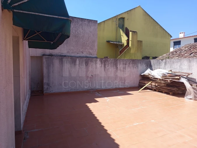 Loja para Venda em Reguengo Grande Foto 8