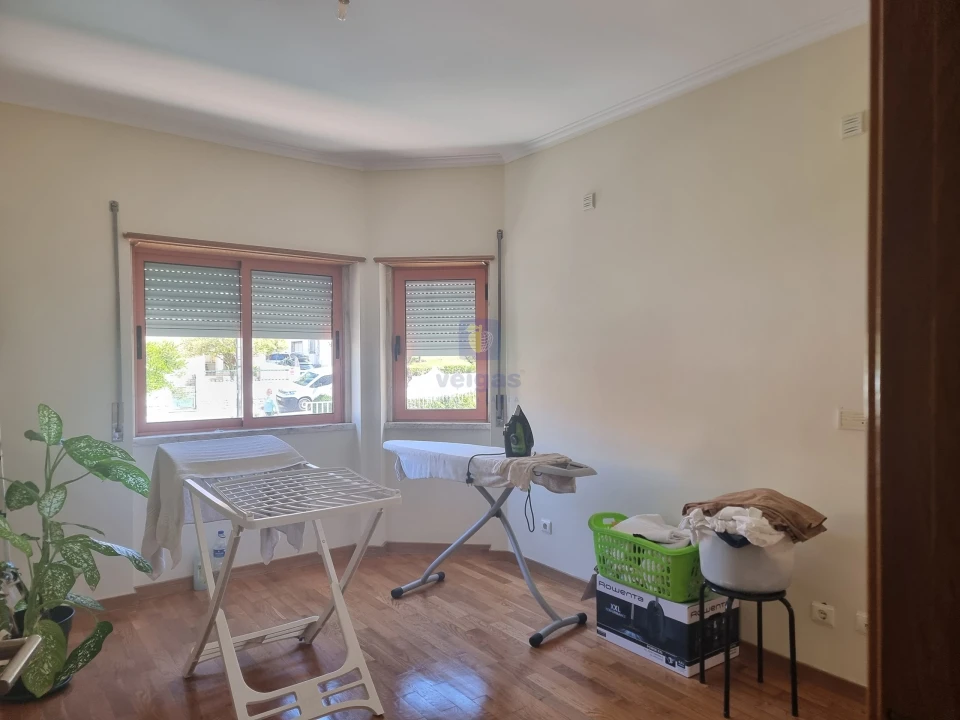 Apartamento T3 para Venda em Ramada e Caneças Foto 23